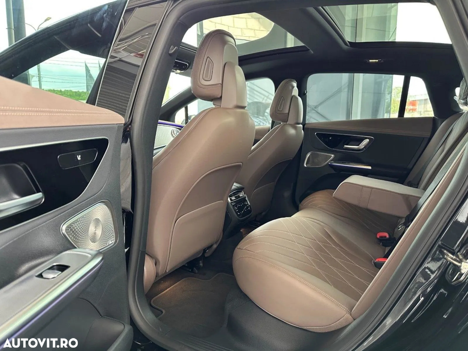 Mercedes-Benz EQE 350+ AMG Line - 13