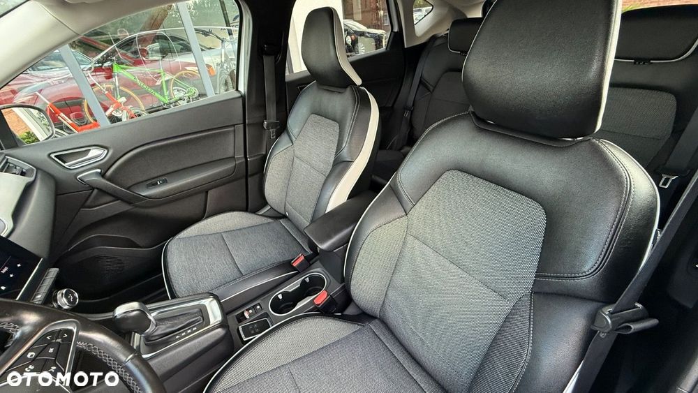 Renault Captur - 23