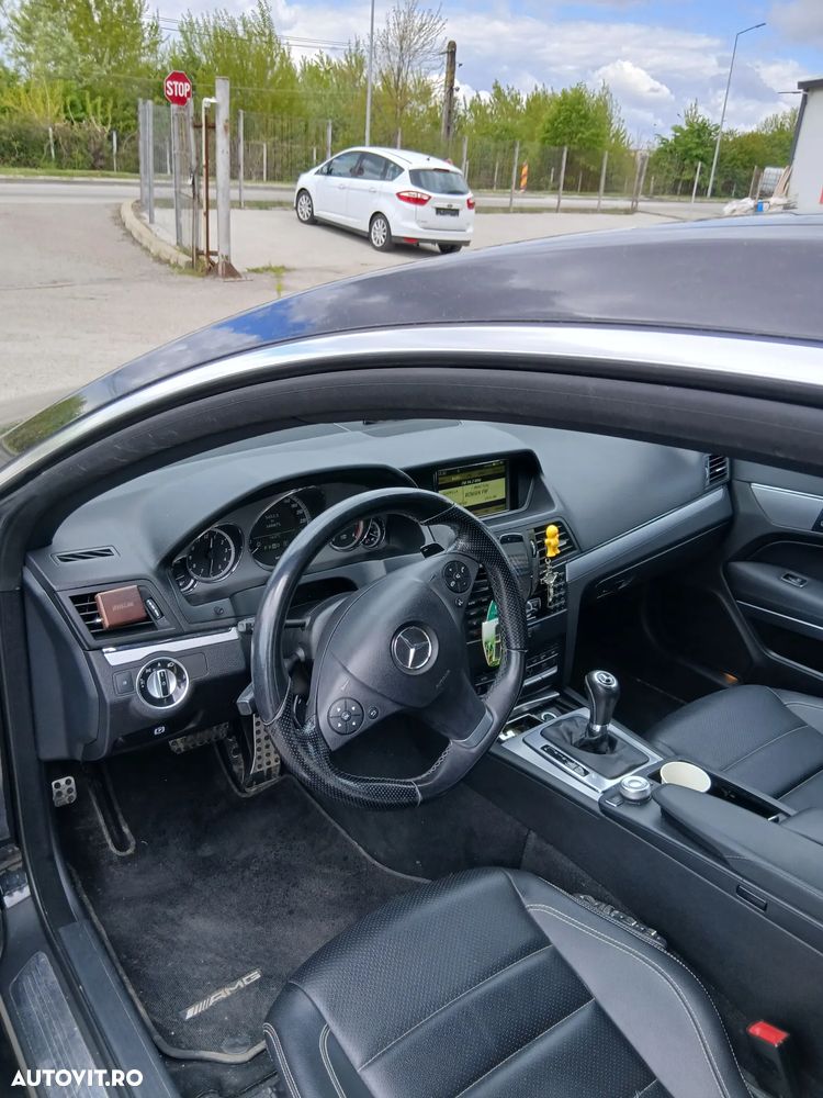 Mercedes-Benz E - 5