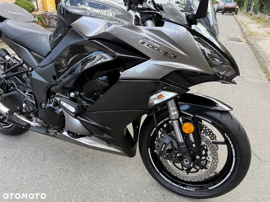 Kawasaki Ninja 1000 SX - 3