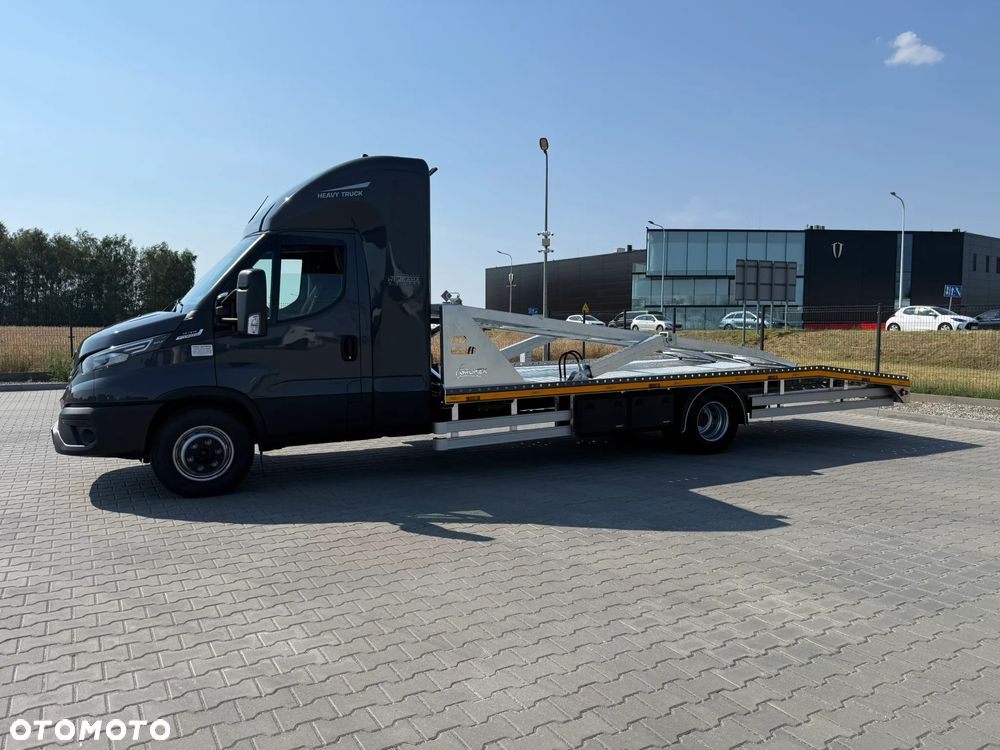 Iveco Daily 70C21A8P Laweta na dwa auta - 12