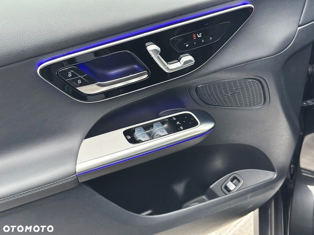 Mercedes-Benz GLC - 16