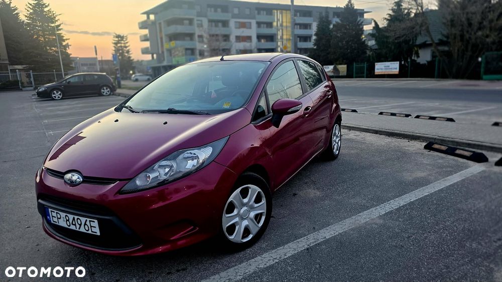 Ford Fiesta - 2