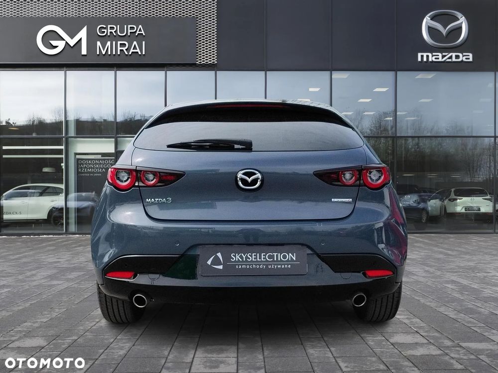 Mazda 3 - 4