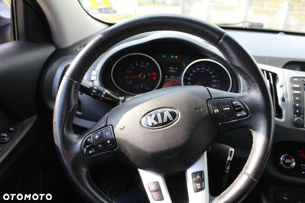 Kia Sportage 1.7 CRDI 2WD ISG Dream-Team Edition - 33