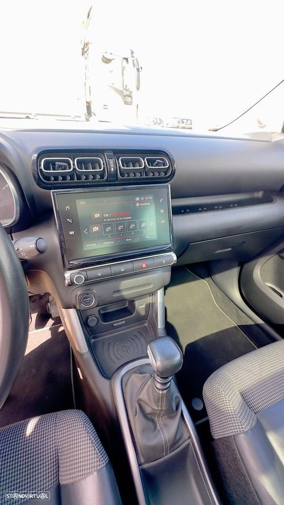 Citroën C3 Aircross PureTech 130 Stop & Start OPF Shine - 17