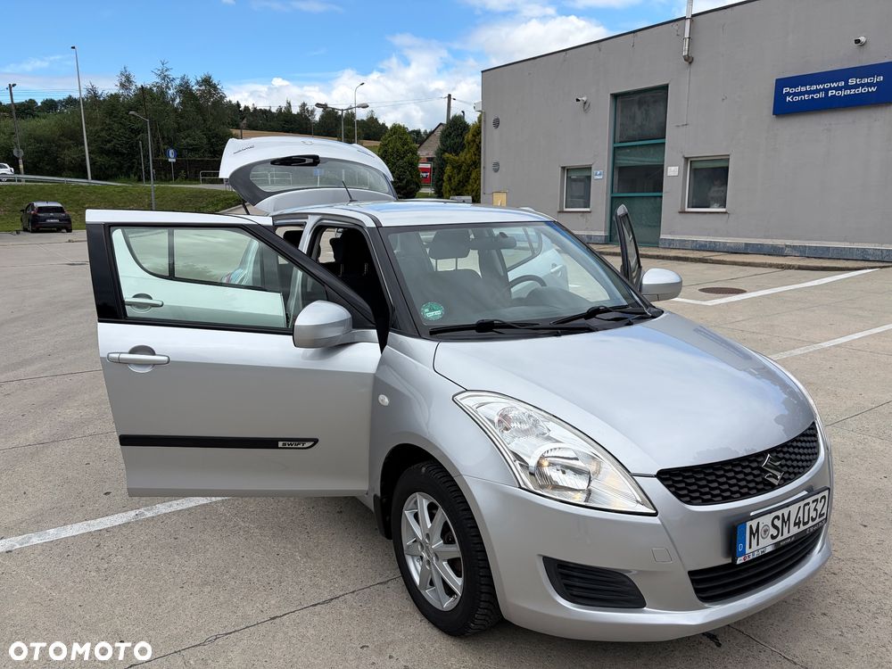 Suzuki Swift 1.2 Comfort Plus - 4