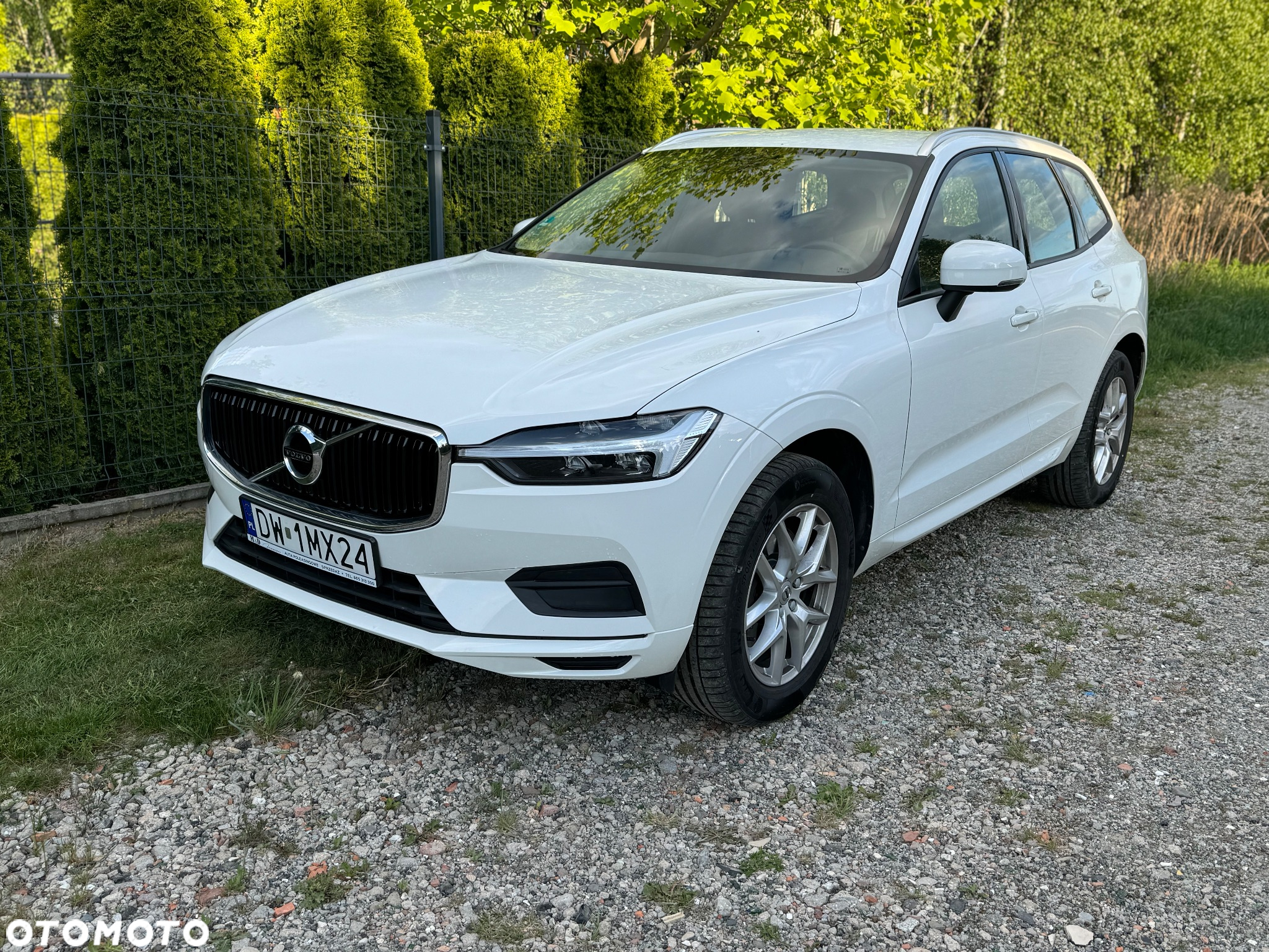 Volvo XC 60 B4 B Momentum - 17