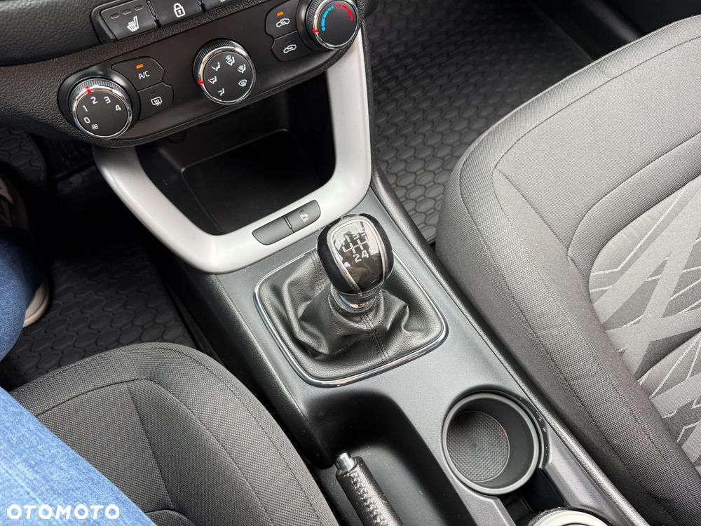 Kia Ceed 1.6 GDI Dream Team Edition - 18