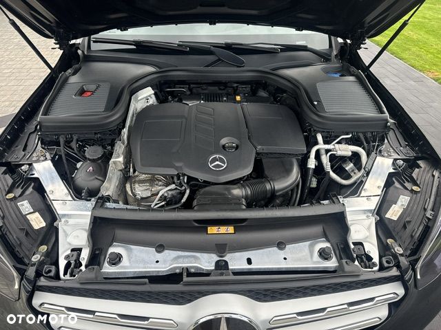 Mercedes-Benz GLC - 33