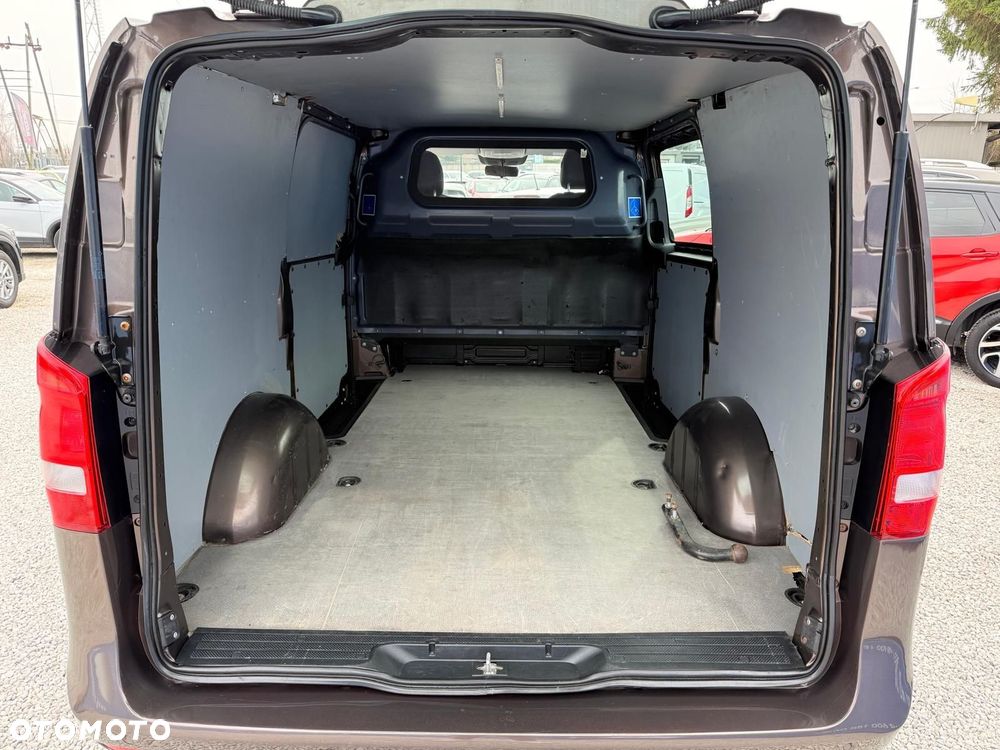 Mercedes-Benz VITO - 13