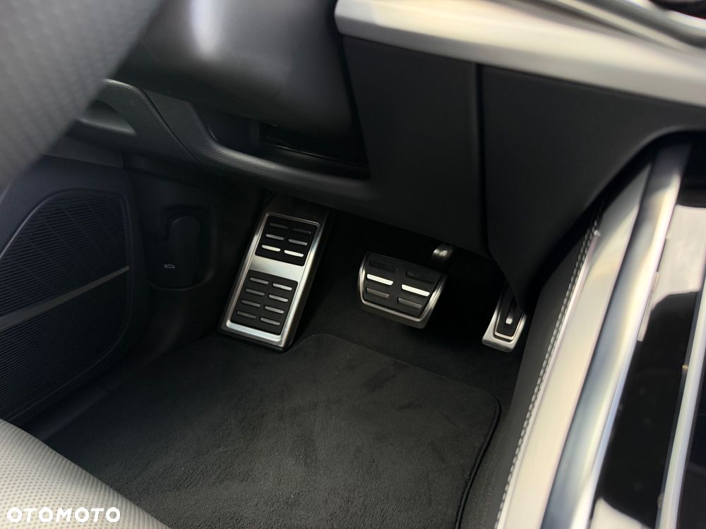 Audi SQ8 - 9
