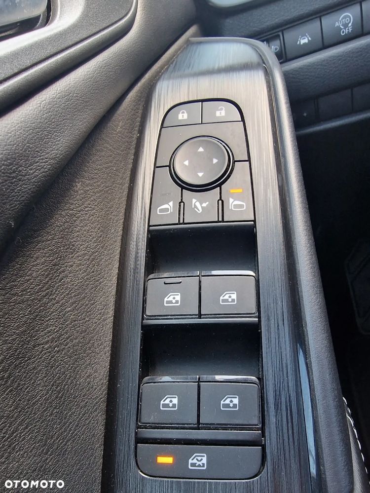 Nissan Qashqai 1.3 DIG-T MHEV Acenta Xtronic - 11