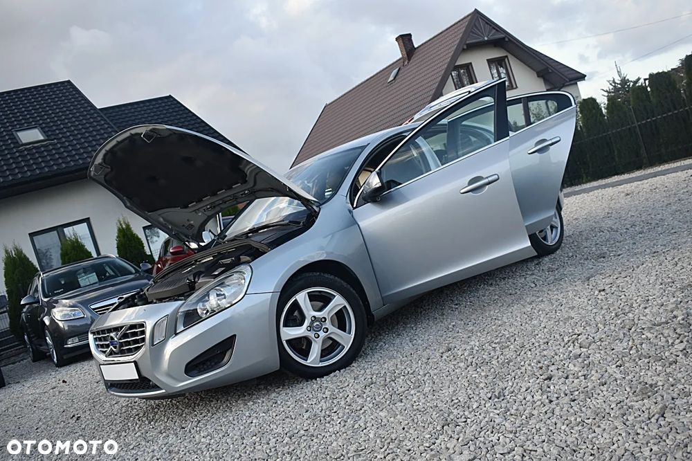 Volvo S60 D3 Geartronic Momentum - 13