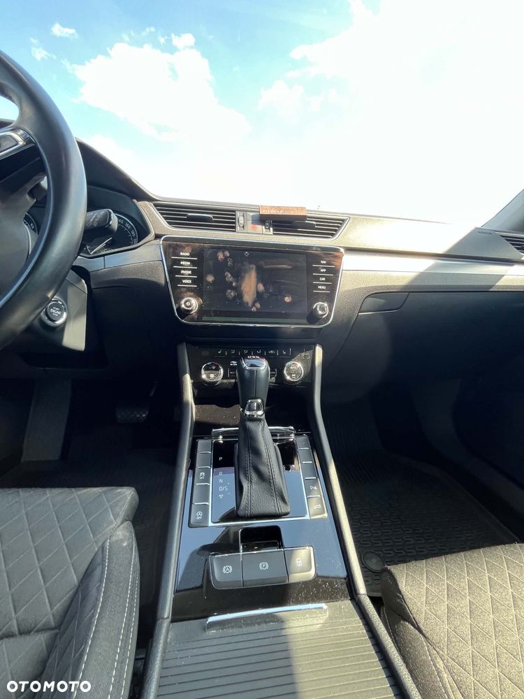 Skoda Superb 2.0 TSI Style DSG - 14