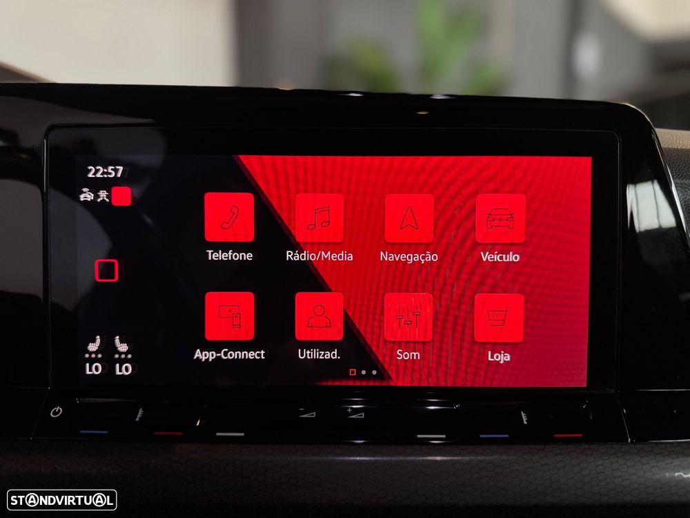 VW Golf GTI 2.0 TSI OPF DSG Performance - 32