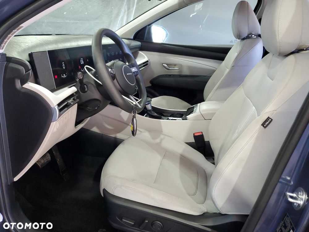 Hyundai Tucson ver-1-6-t--gdi-style-4wd-dct - 8