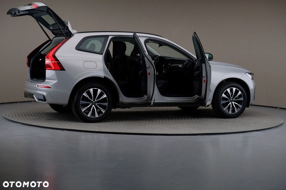 Volvo XC 60 B5 B AWD Plus Bright - 6