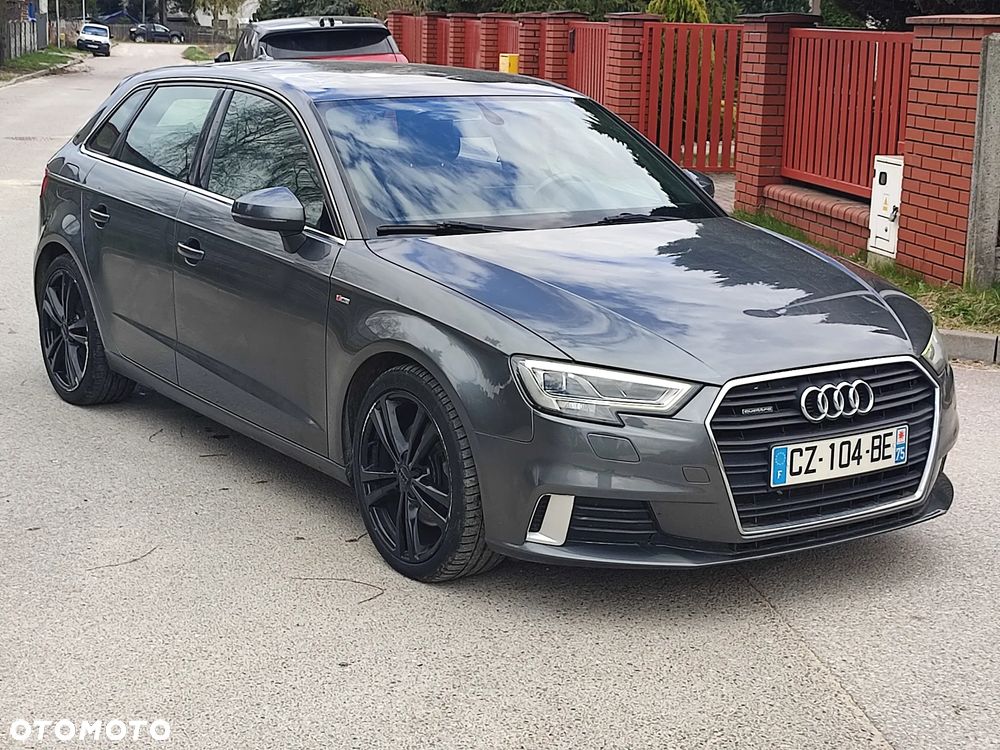 Audi A3 Sportback 2.0 TDI (clean diesel) quattro S tronic S line Sportpaket - 2