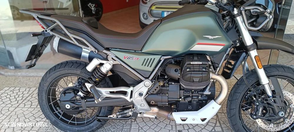 Moto Guzzi V85 Verde Altaj - 14