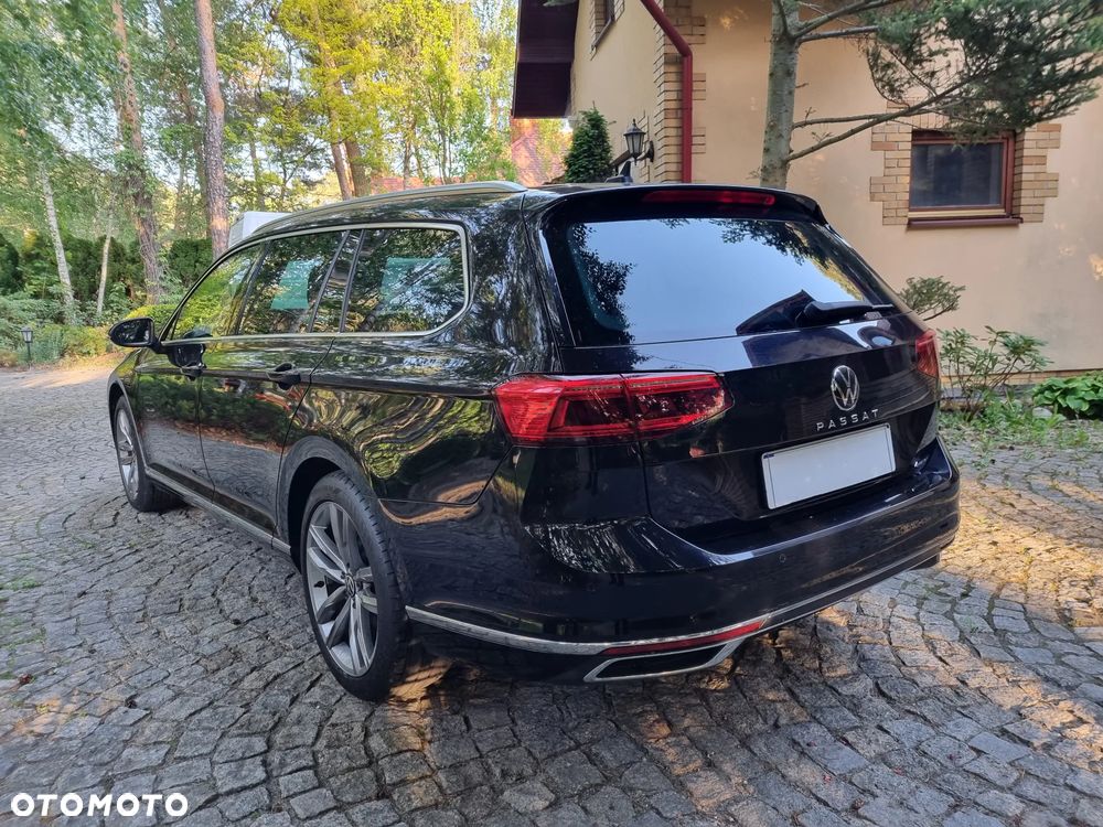 Volkswagen Passat 2.0 TDI 4Mot Elegance DSG - 3