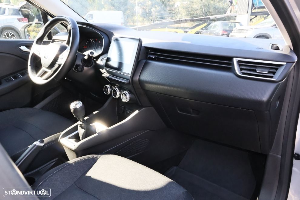 Renault Clio - 13