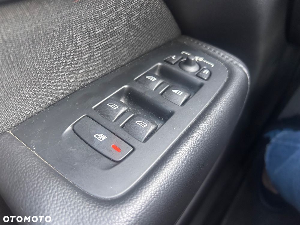 Volvo XC 60 D4 Momentum - 15