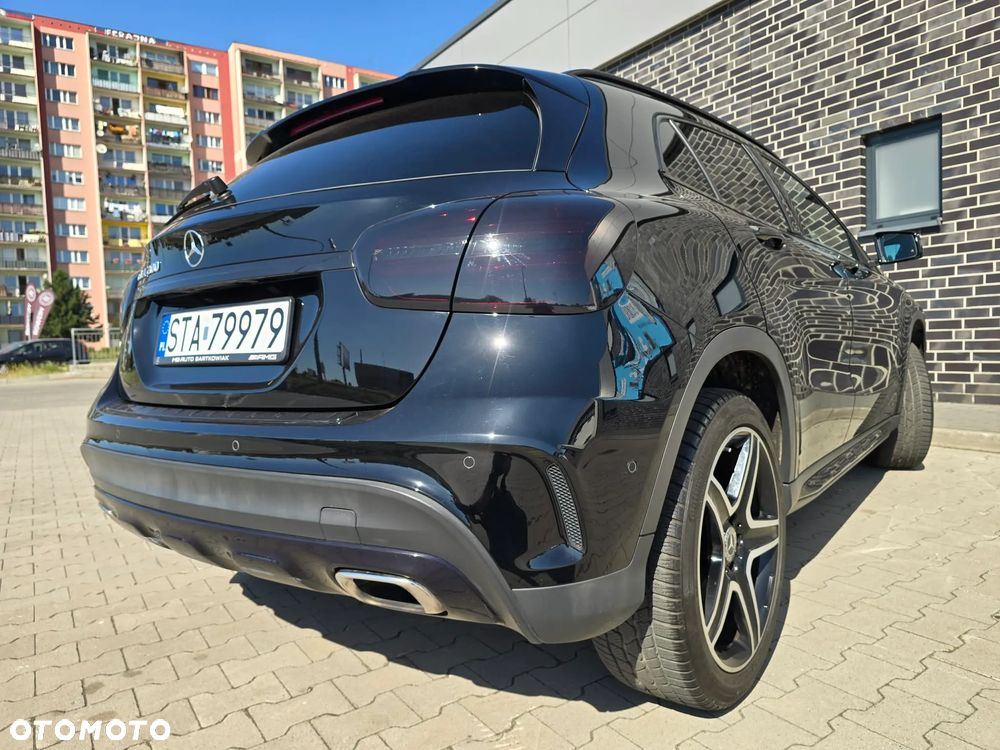 Mercedes-Benz GLA 200 7G-DCT AMG Line - 30