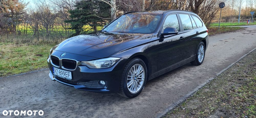 BMW Seria 3 318d Blue Performance Luxury Line - 13