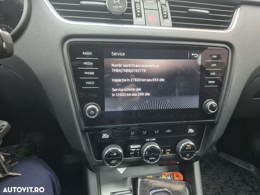 Skoda Octavia 2.0 TDI DSG Ambition - 8