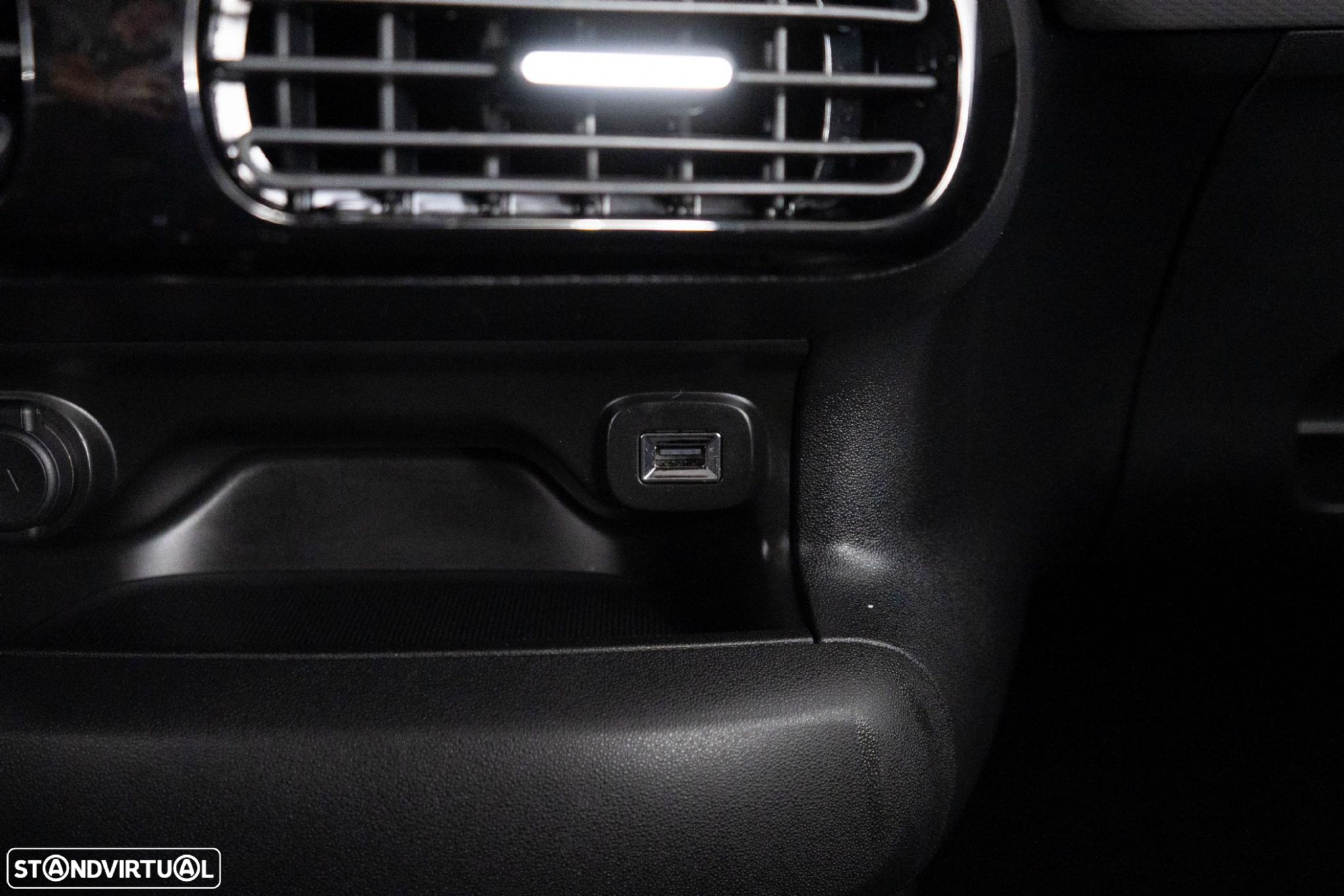 Citroën C4 Cactus 1.2 PureTech Feel Business EAT6 - 22