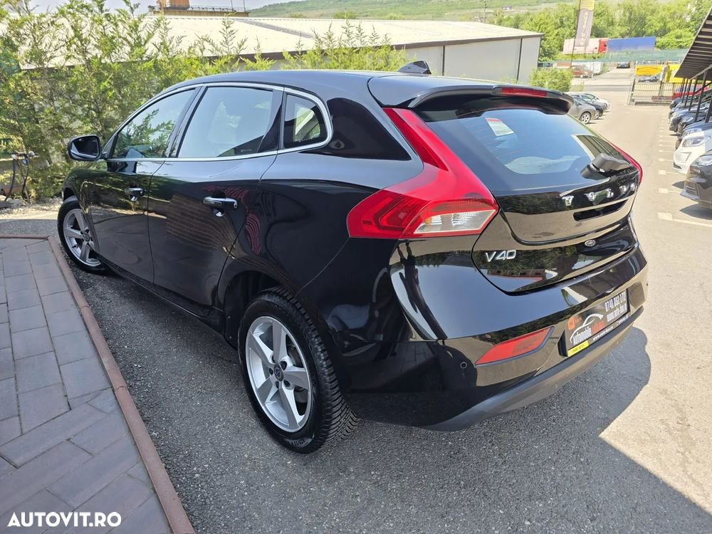 Volvo V40 D2 DRIVe Momentum - 4