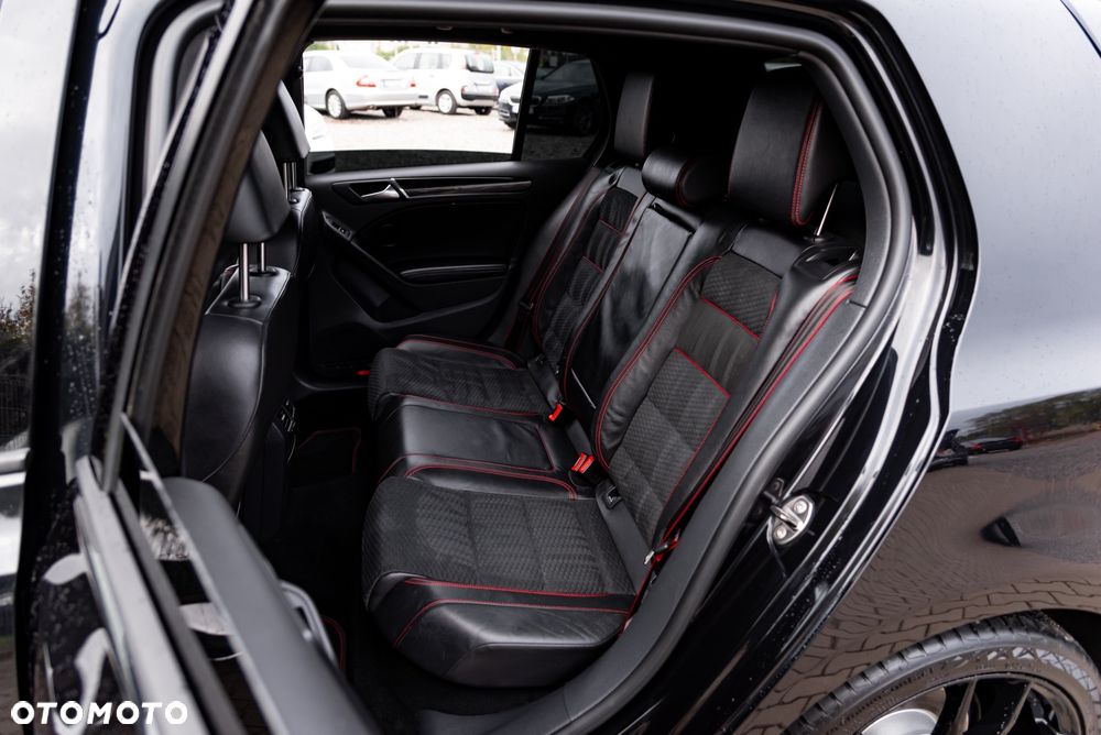 Volkswagen Golf 2.0 GTI Edition 35 - 23