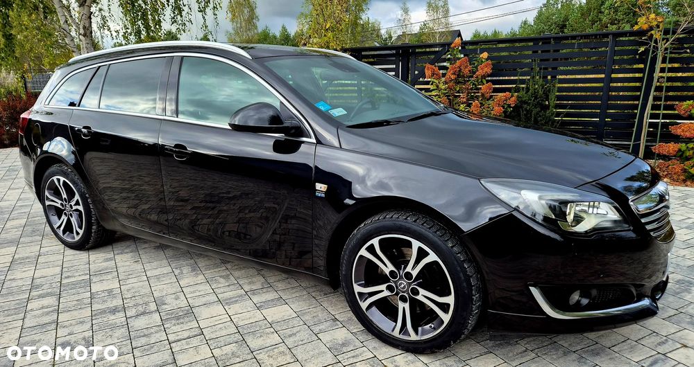 Opel Insignia 2.0 Bi Turbo CDTI 4x4 Country Tourer - 2