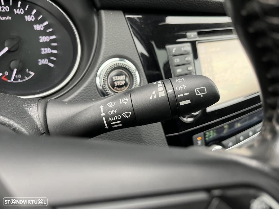 Nissan Qashqai 1.5 dCi N-Connecta Led - 17