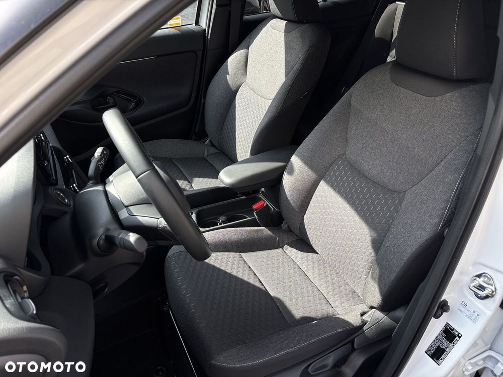 Toyota Yaris Cross Hybrid 1.5 Style - 34