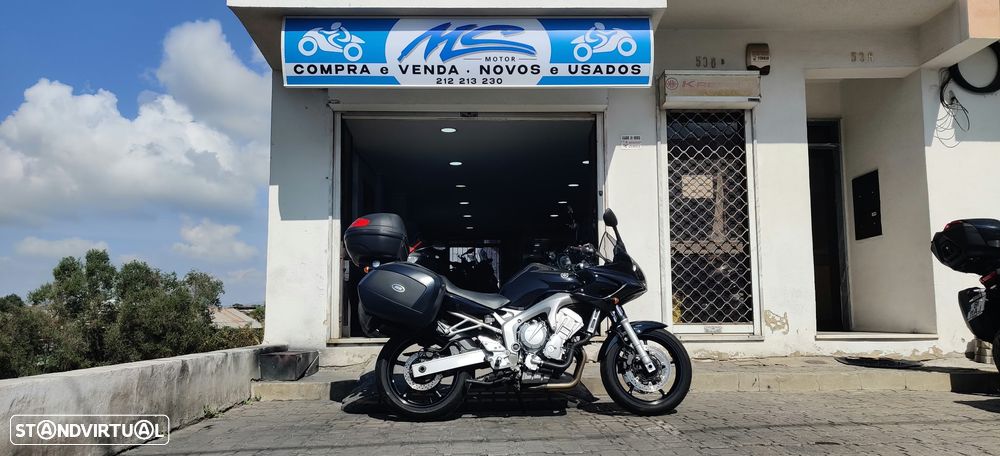 Yamaha Fazer 600 - 1