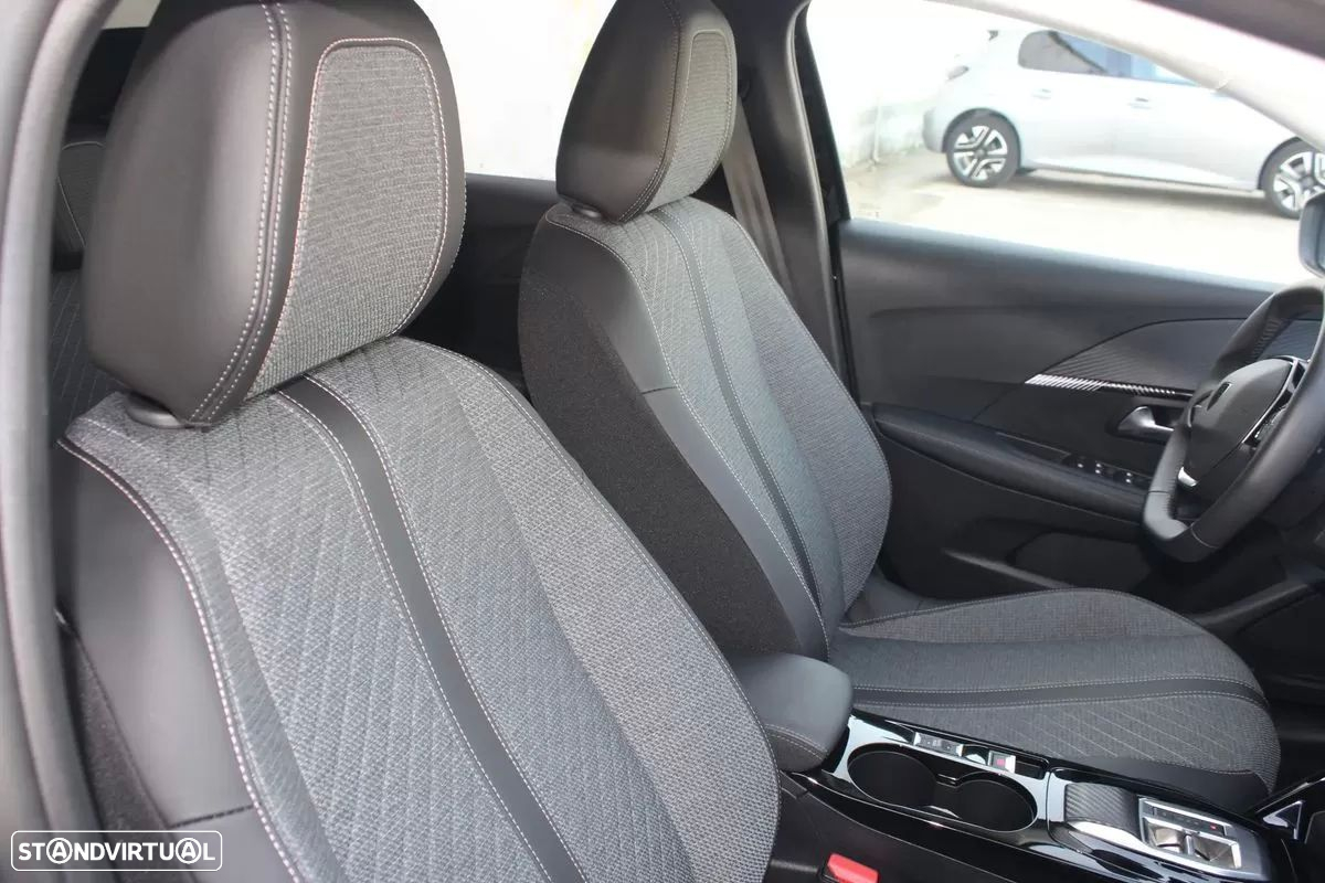 Peugeot 208 1.2 Hybrid Allure e-DCS6 - 10