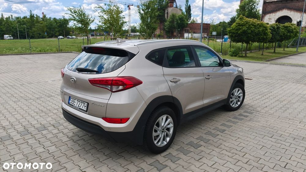 Hyundai Tucson 1.6 GDi Comfort 2WD - 10