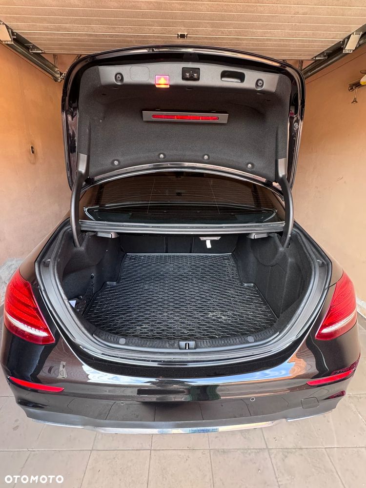 Mercedes-Benz Klasa E 200 d 9G-TRONIC - 7