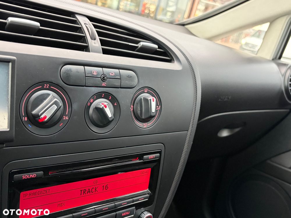 Seat Leon 1.6 TDI DPF Style - 12