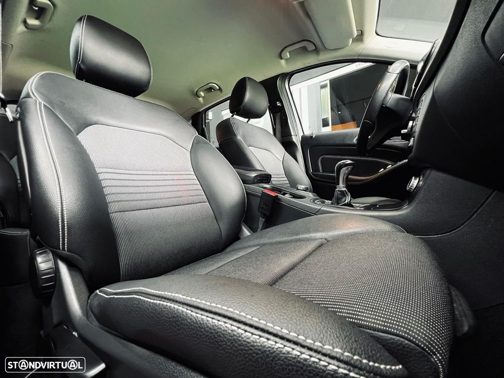 Mercedes-Benz B 180 d Style - 34