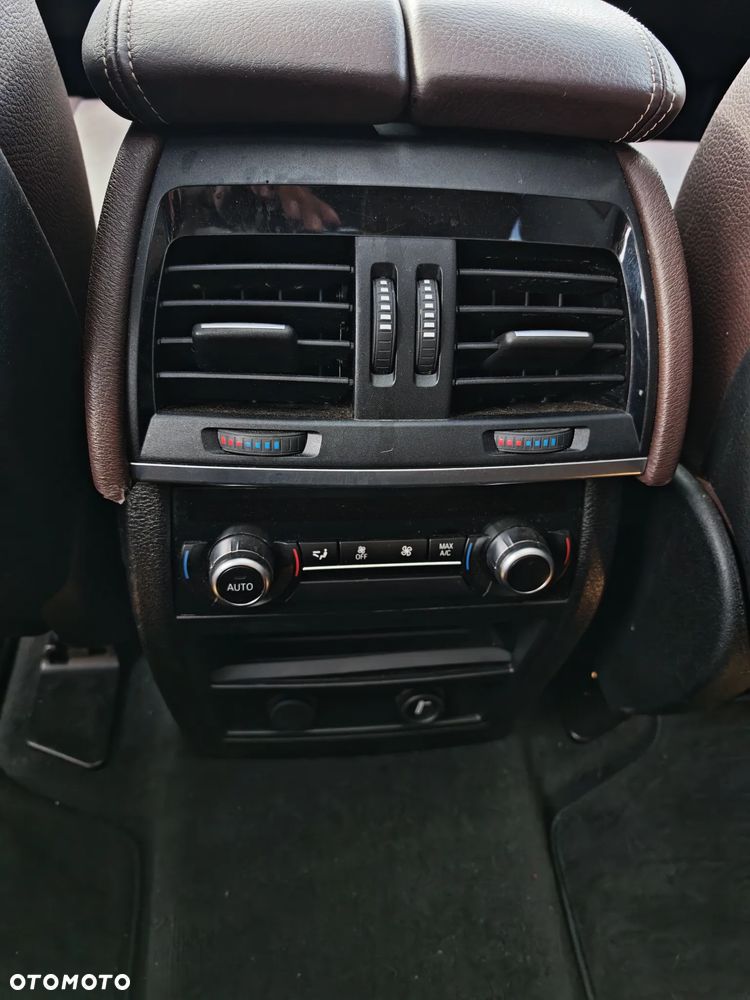 BMW X5 xDrive40e - 12