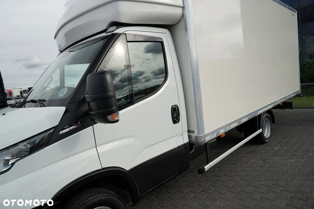 Iveco DAILY 35-180 / KONTENER / AUTOMAT HI-MATIC  / BLIŹNIAK / 2022 / SPROWADZONY - 11