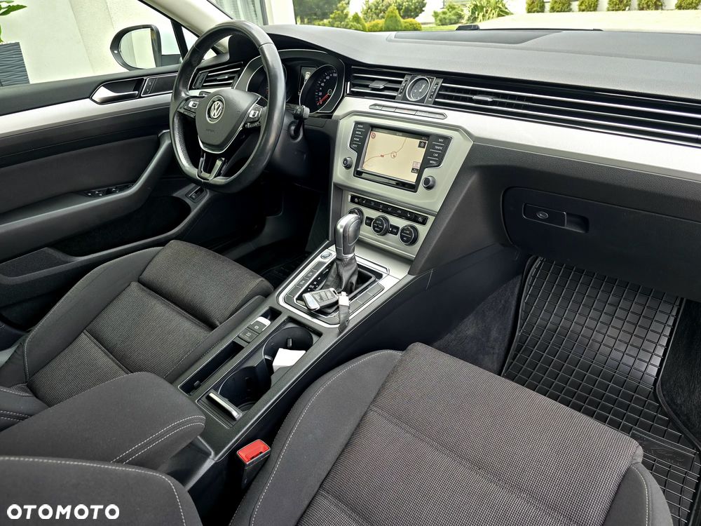 Volkswagen Passat 1.8 TSI BMT Highline DSG - 38