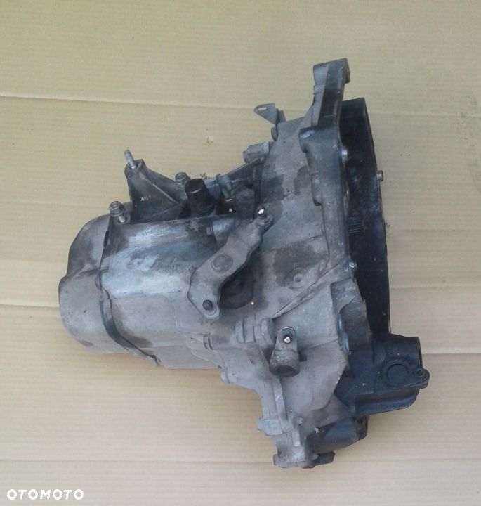 Skrzynia biegów Citroen c4 1.6 16v p. 80.000k - 1