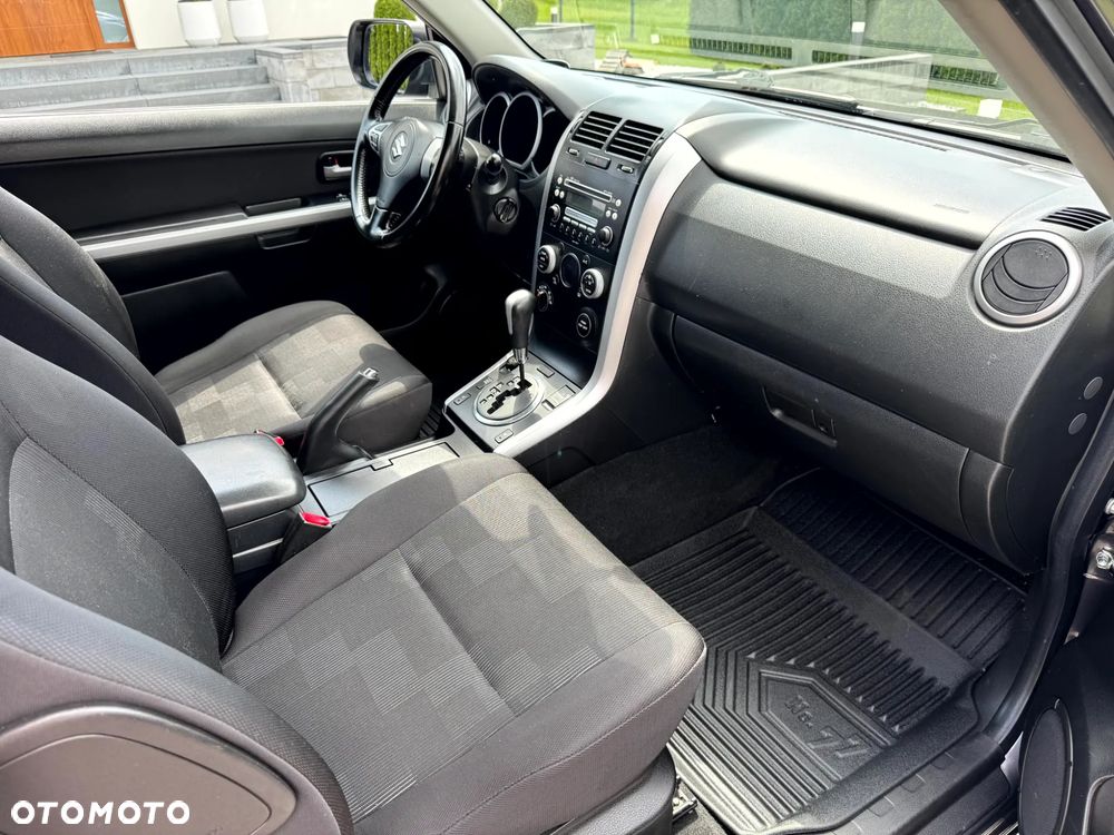 Suzuki Grand Vitara - 16