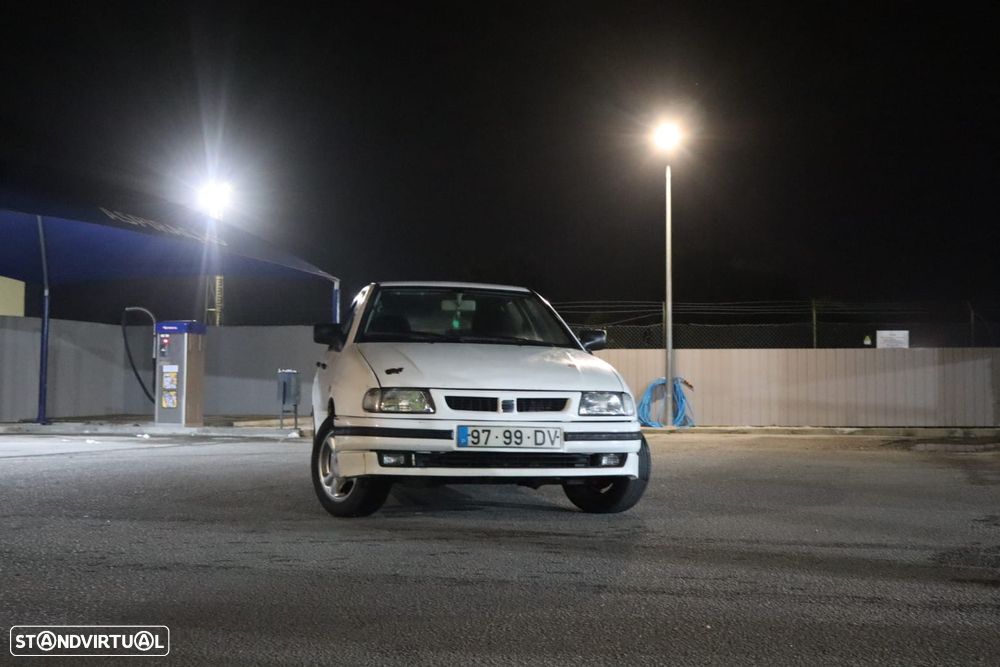 SEAT Ibiza 1.3i GLX - 3