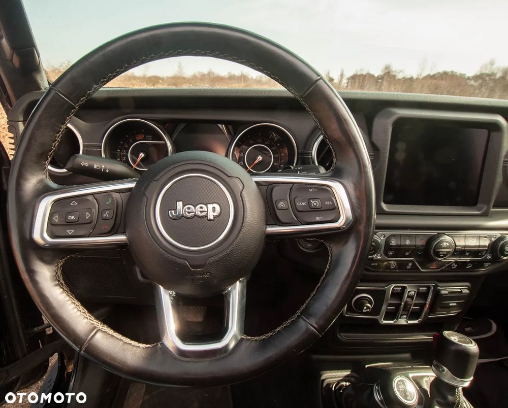 Jeep Wrangler Unlimited GME 2.0 Turbo Sahara - 33