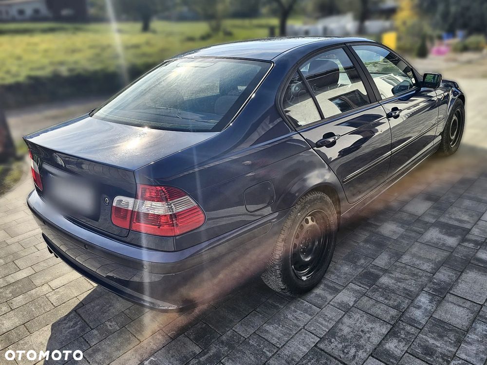 BMW Seria 3 318i - 3
